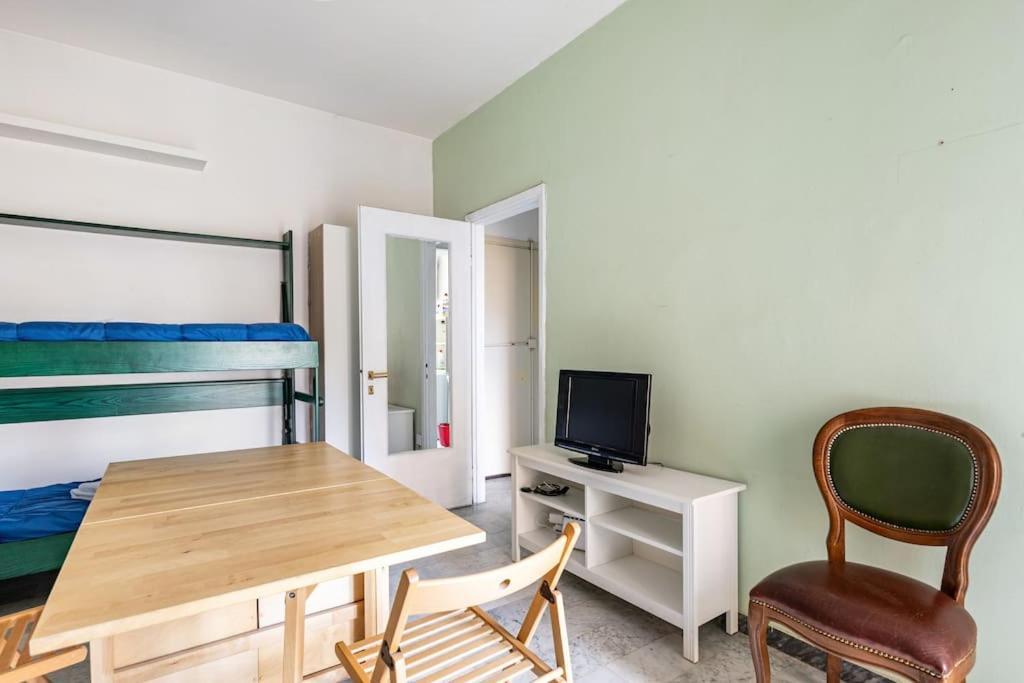 5 Minuti Dai Navigli - Wifi Gratis - Monolocale Ben Servito Appartement